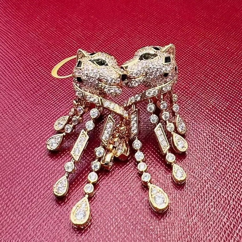 PANTHÈRE DE CARTIER
