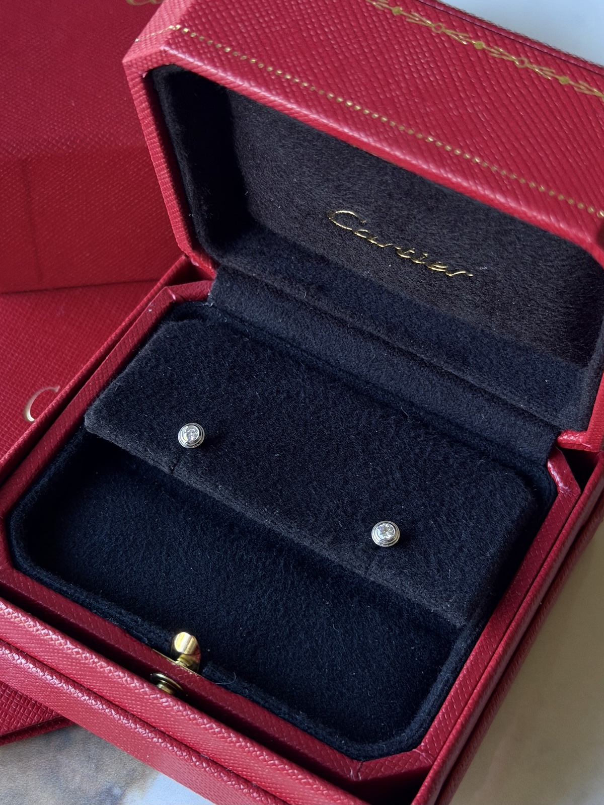Серьги Cartier d'Amour