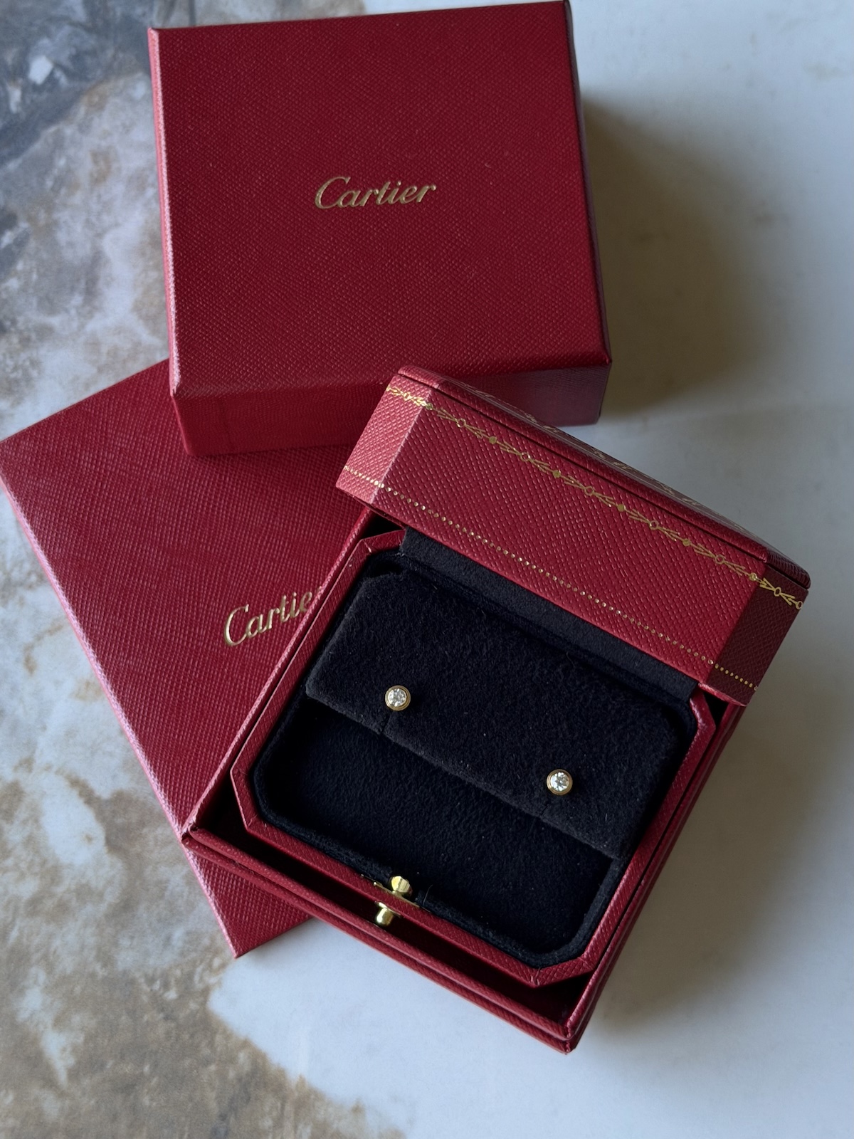Серьги Cartier d'Amour