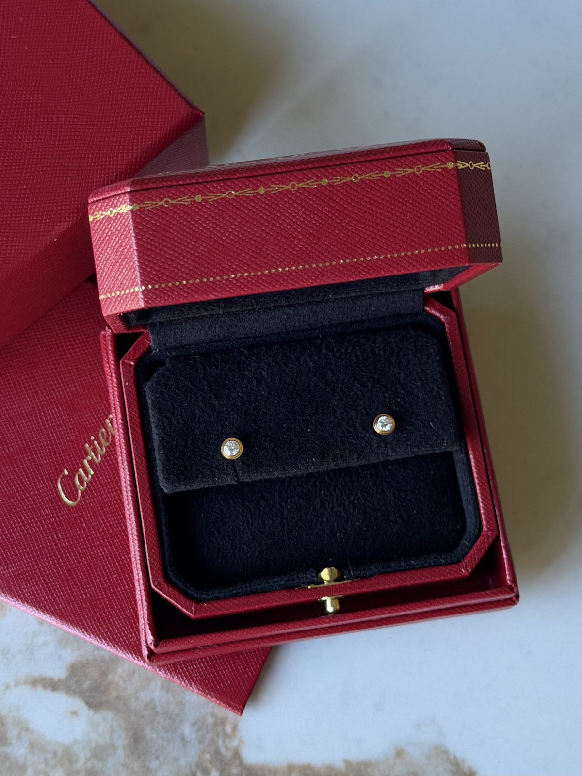 Серьги Cartier d'Amour