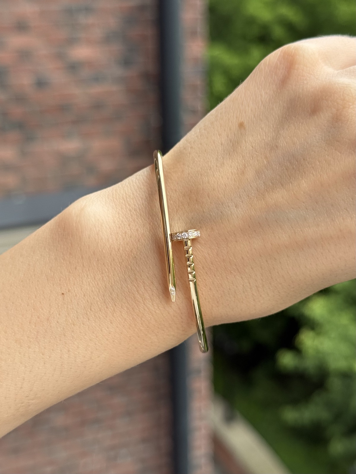 Браслет Cartier Juste Un Clou с бриллиантами